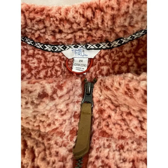 Time & Tru Fleece Quarter Zip Sweatshirt w/ Pockets Pink & White, 2X 20W-22W - Picture 3 of 6